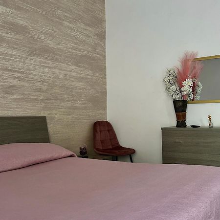 Appartamento La Finestrella Giardina Gallotti Esterno foto