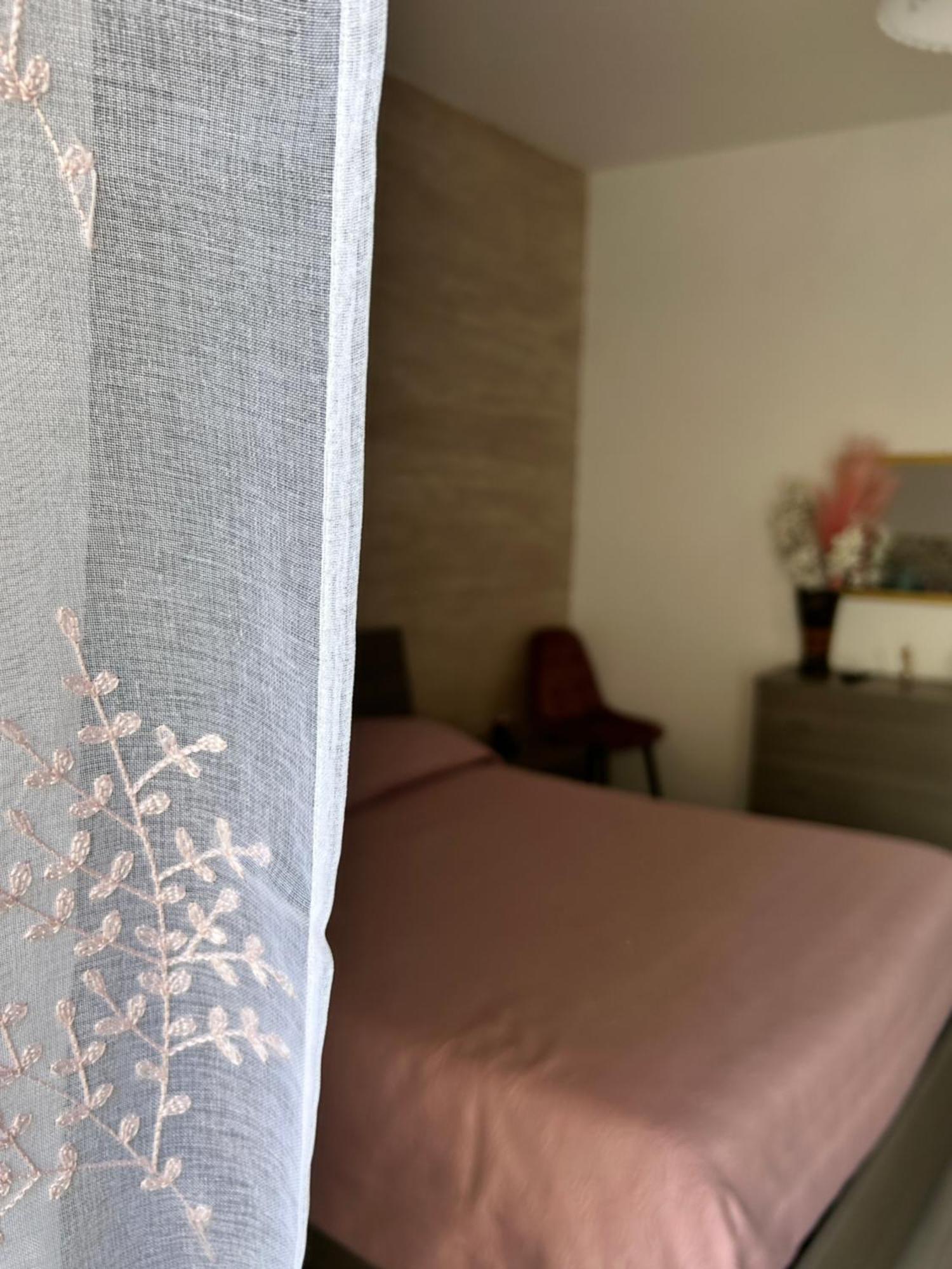 Appartamento La Finestrella Giardina Gallotti Esterno foto